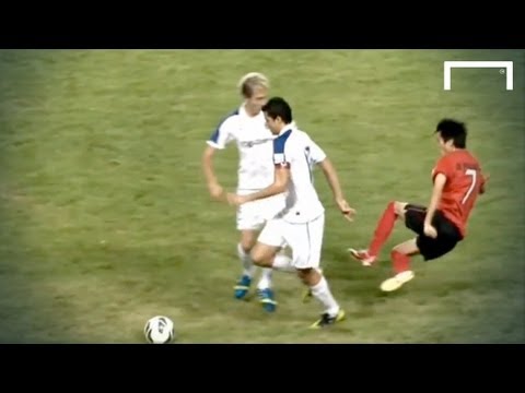 Outrageous Tackle In Chinese Football